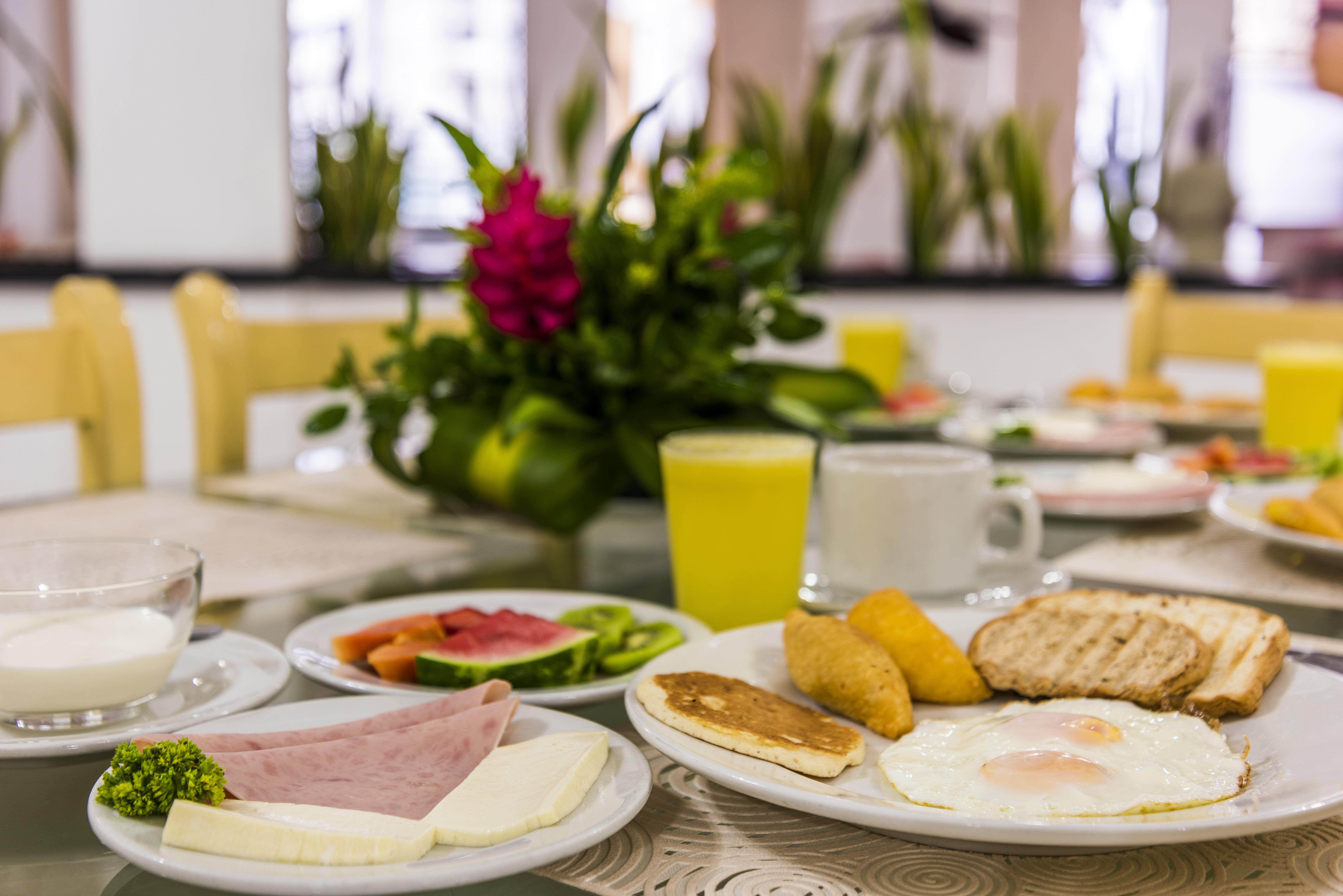 Hotel Dorado Plaza Centro Historico Cartagena Ngoại thất bức ảnh